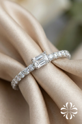 Aurelia Emerald East-West Ring